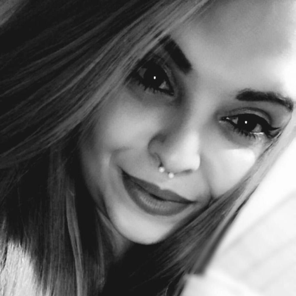 Meet your Posher, Sonia